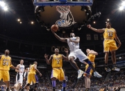 PG SOFT游戏-火箭对阵上海队，伦纳德在焦点战证明自己