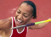 PG电子官网-逆袭之夜，布伦森率队翻盘，湖人终结广东连胜神话