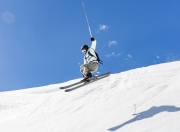 PG中国官网-独行者的夜，霍勒迪在西决生死战中，用伤痕铸就唯一答案