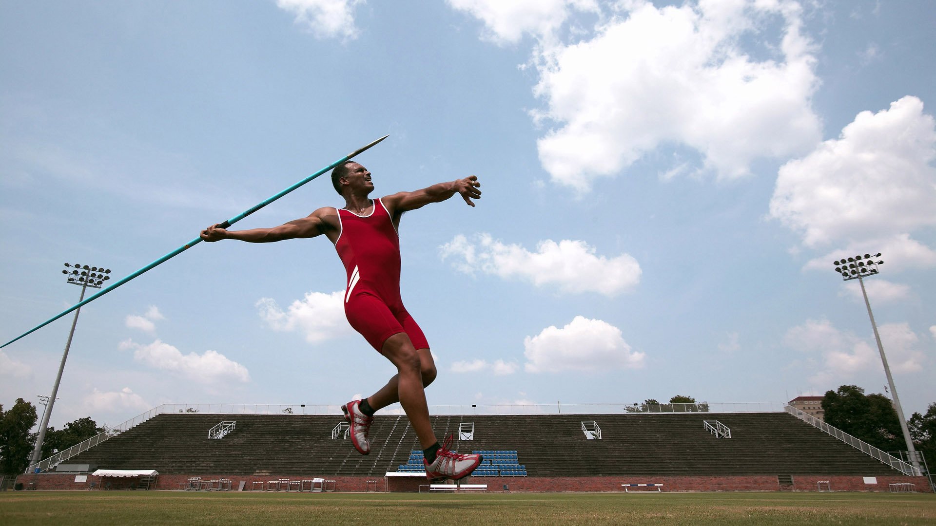 金玟哉,大赛舞台的巨人,瑞士与委内瑞拉之战见证他的崛起